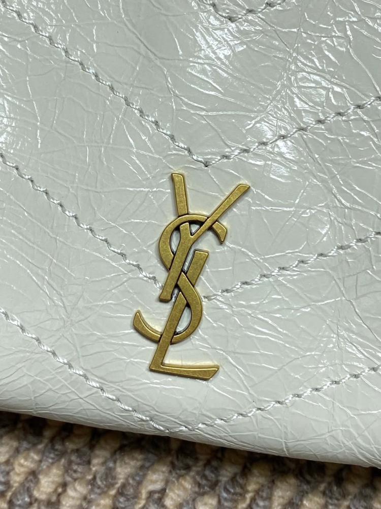 YSL 19cm