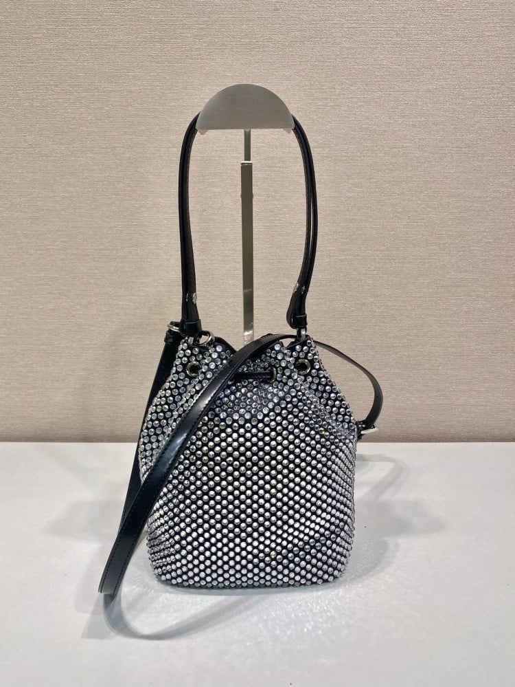 Prada 16cm
