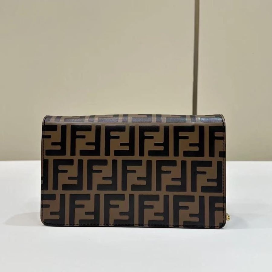 Fendi 21cm