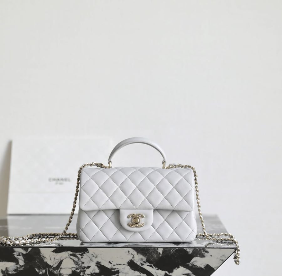 Chanel 20cm