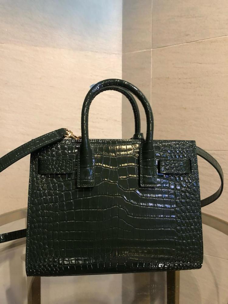 YSL 22cm