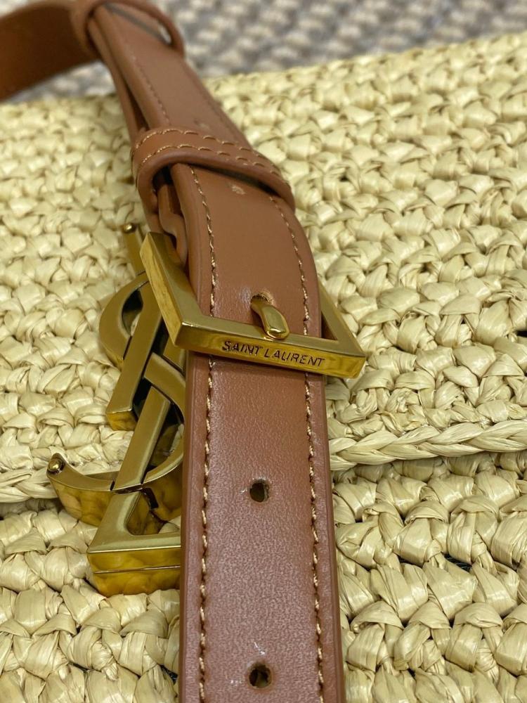 YSL 23cm