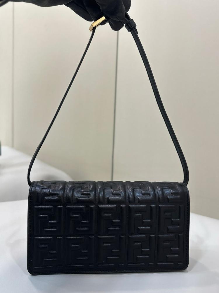 Fendi 21cm