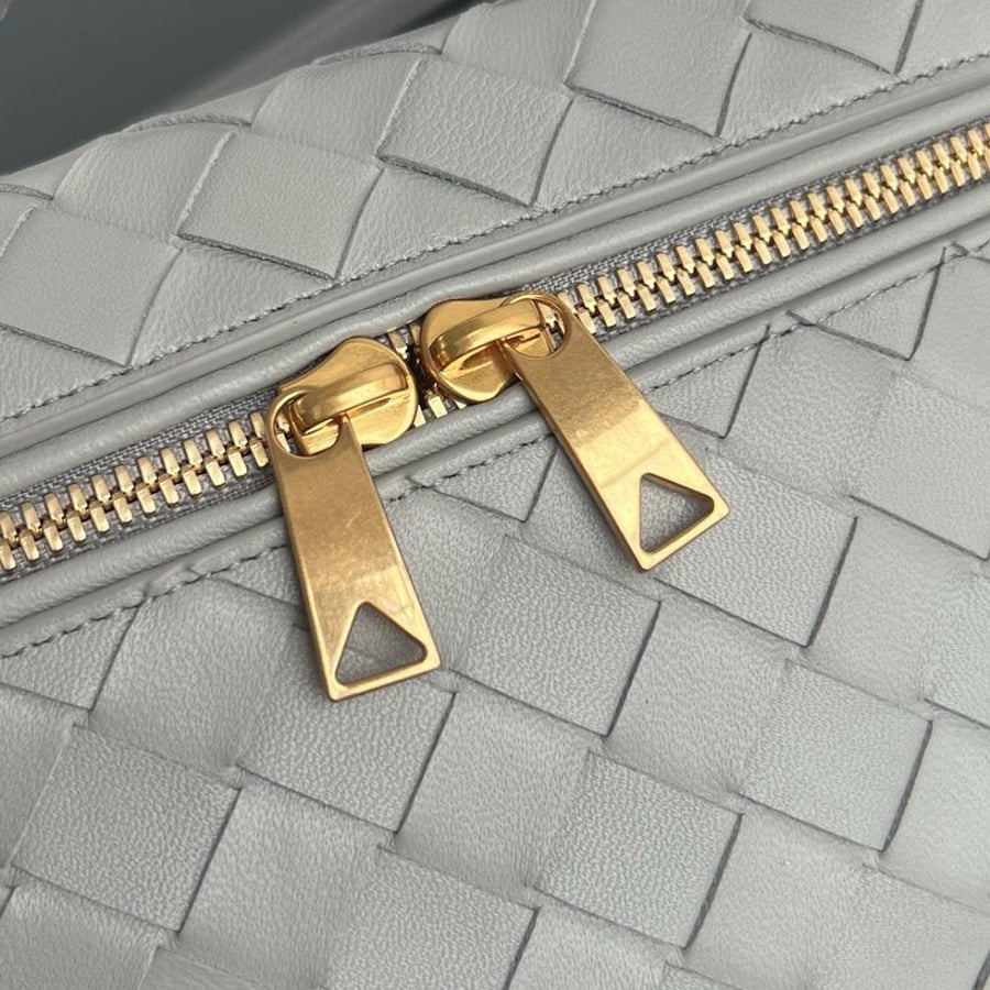 Bottega veneta 22cm