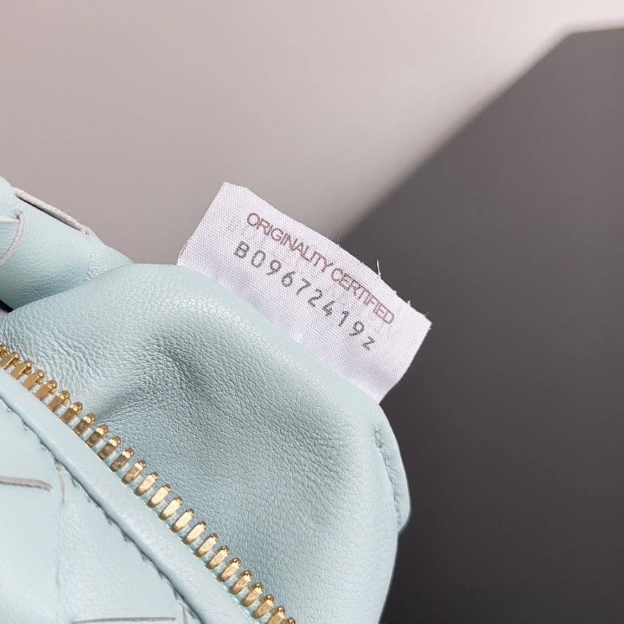 Bottega veneta 23cm