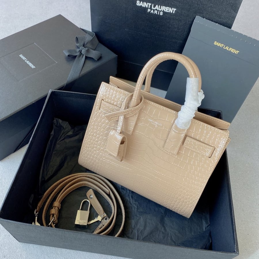YSL 22cm