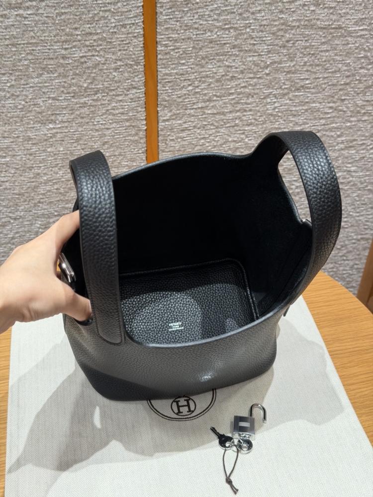 Hermès 18cm