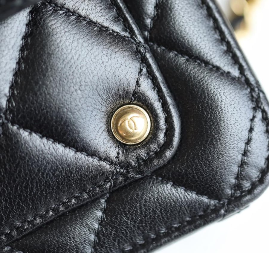 Chanel bag black