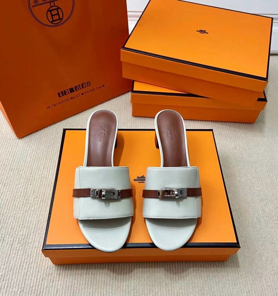 Hermès heels