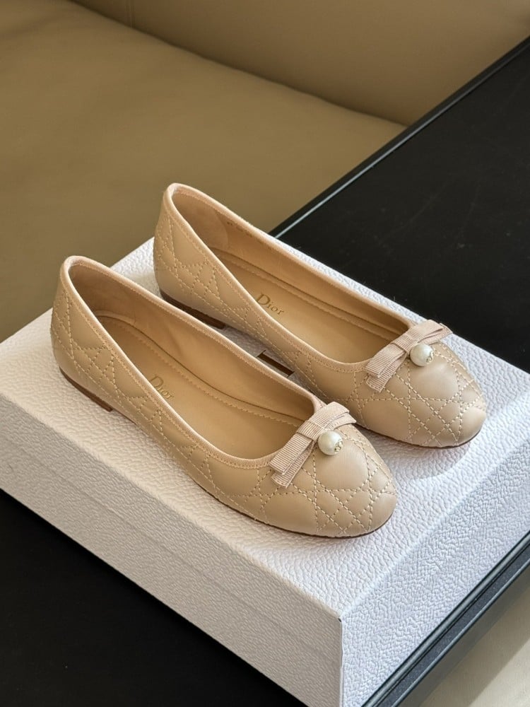 Dior ballerina