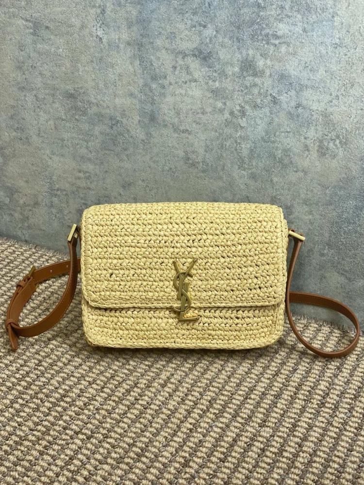 YSL 23cm