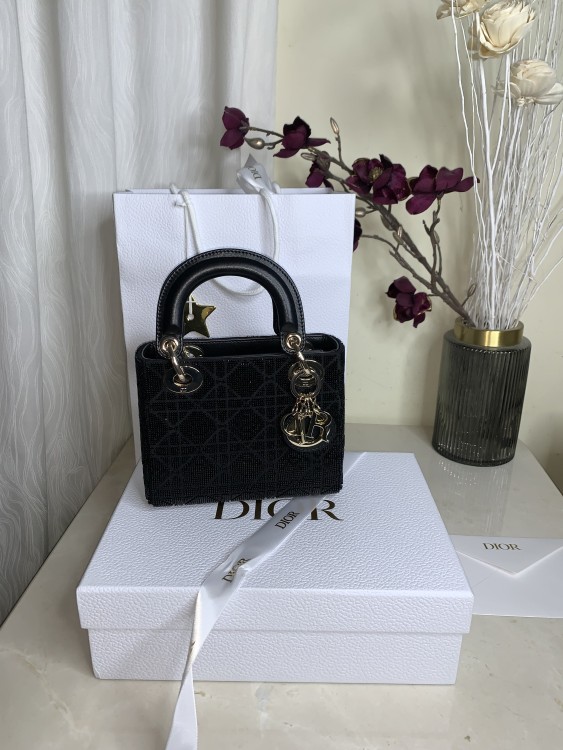 Dior 17cm
