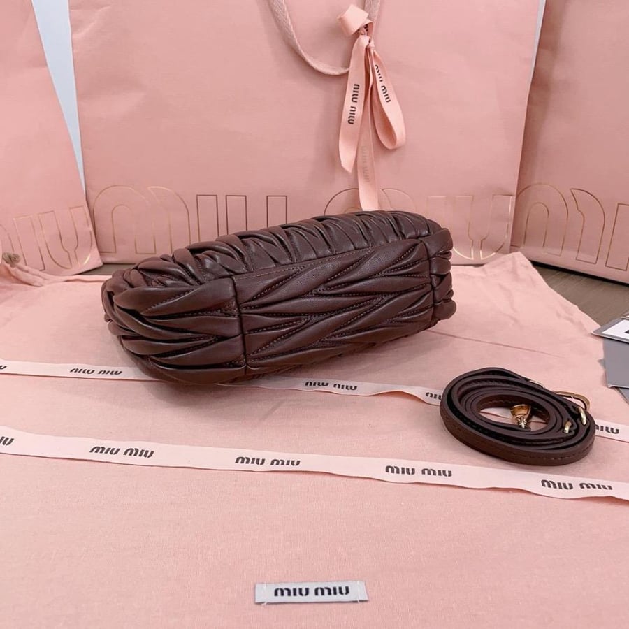 Miu Miu 23cm