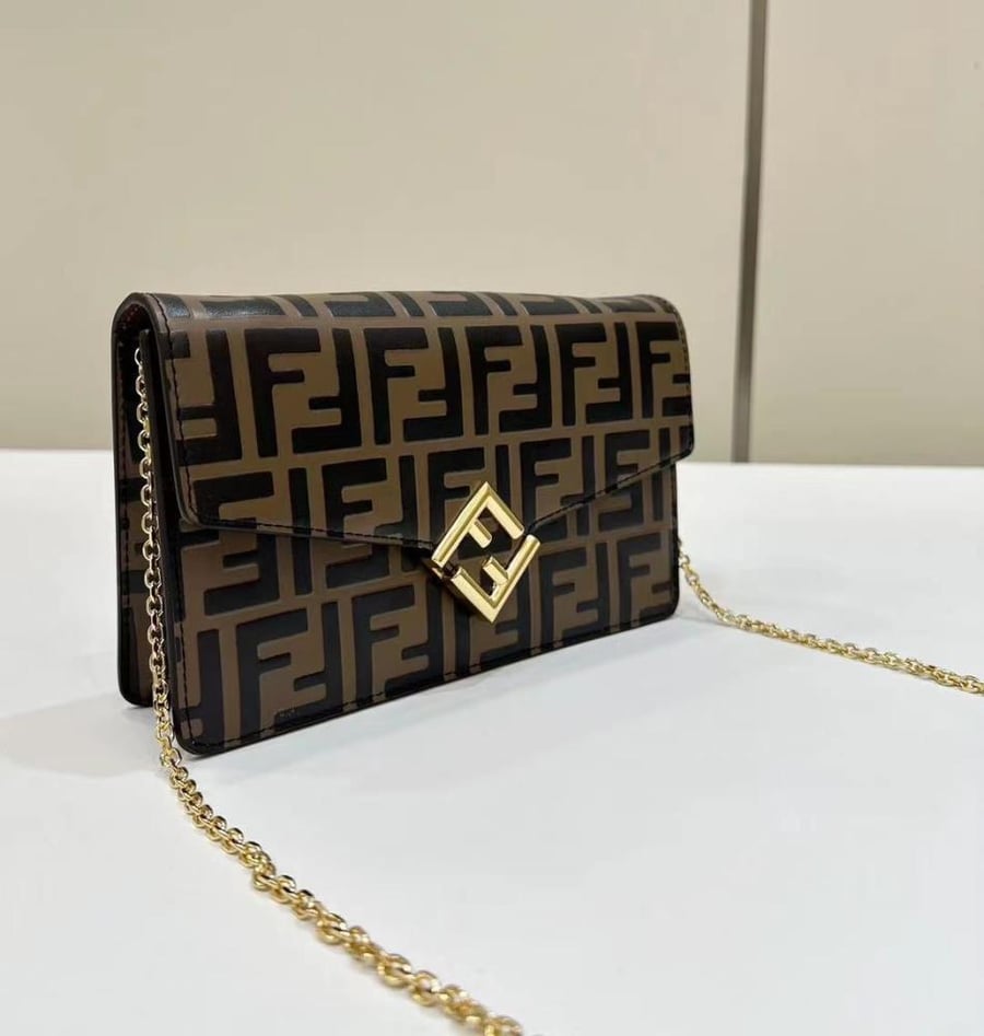 Fendi 21cm