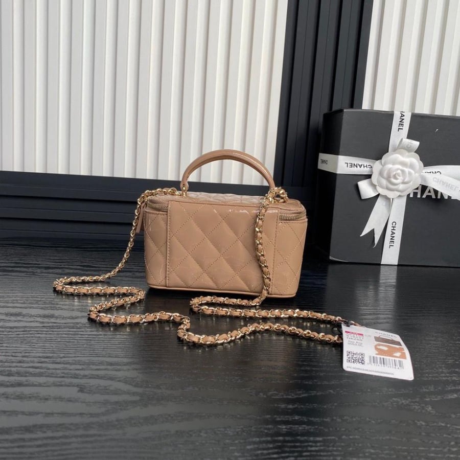 Chanel 17cm