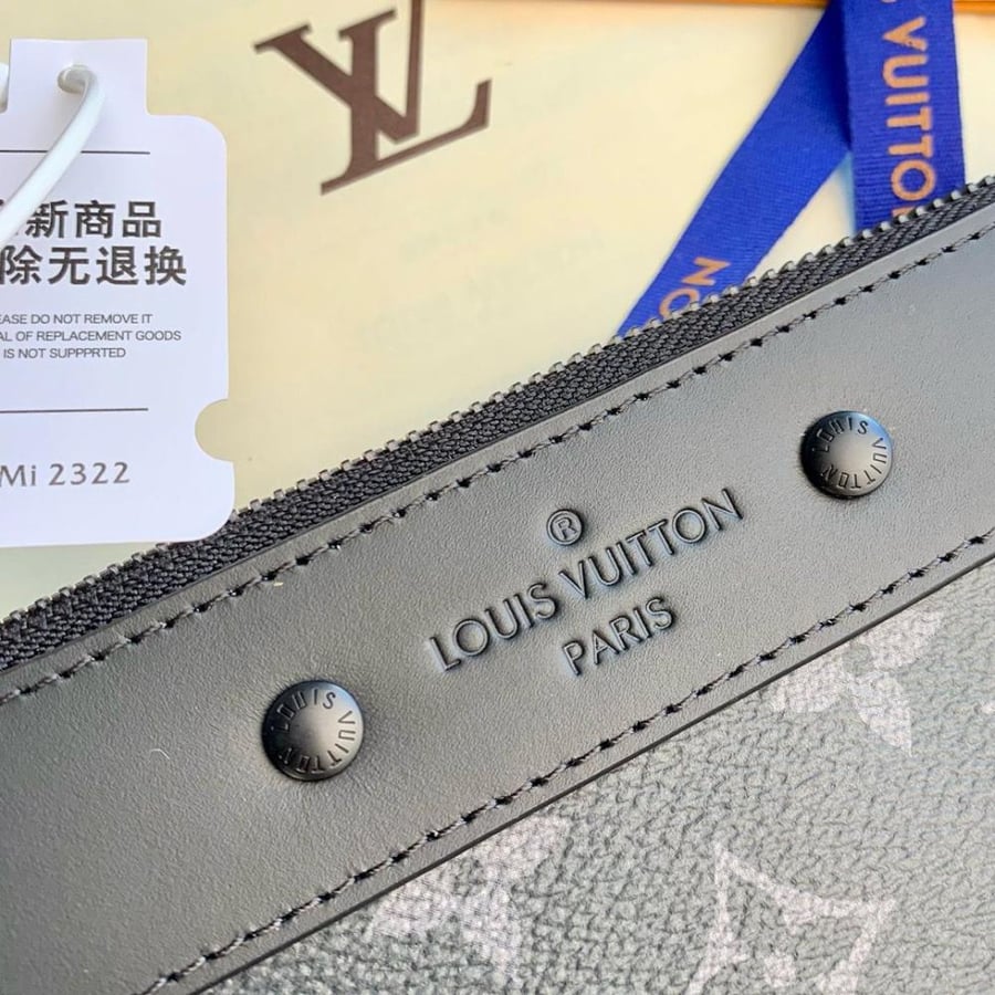 Lv pouch