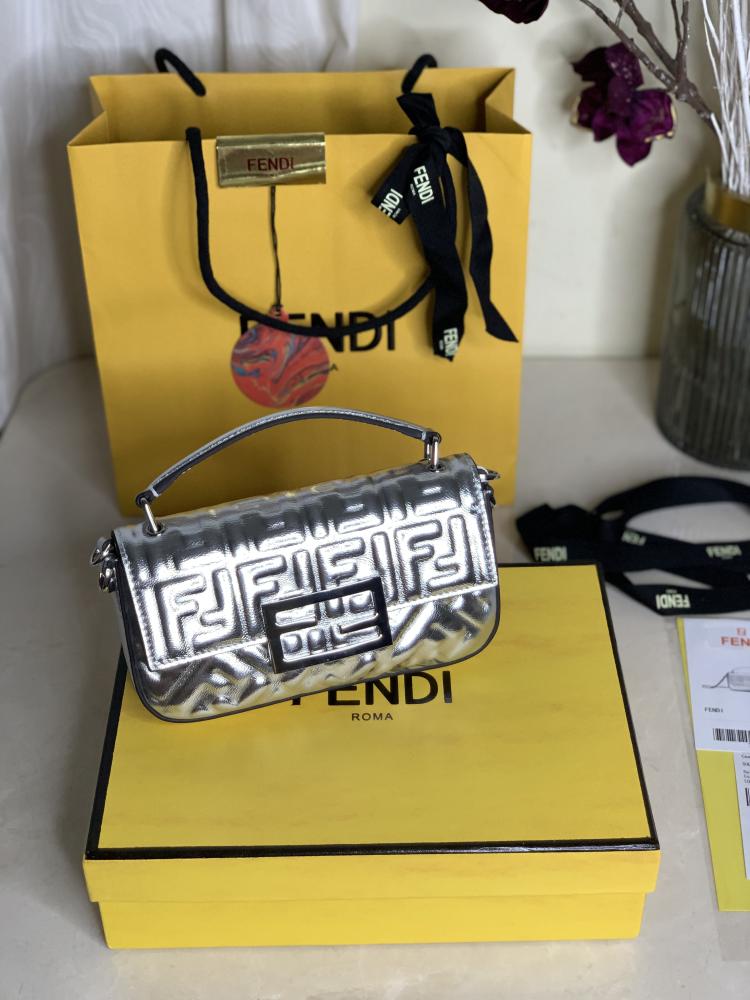 Fendi 19cm