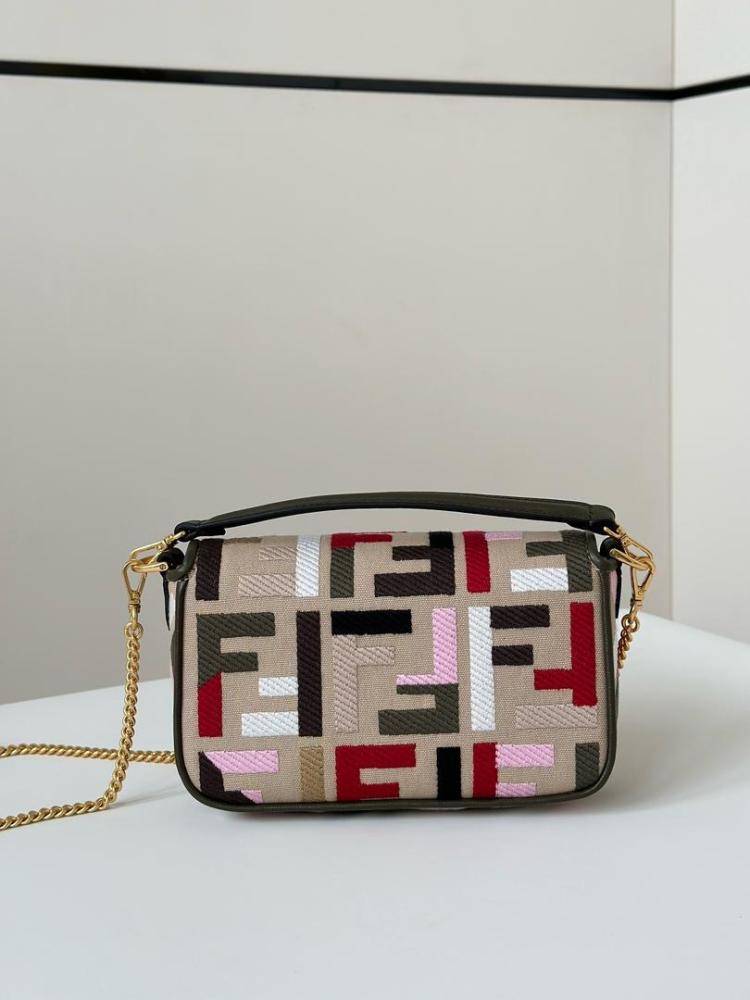 Fendi 19cm
