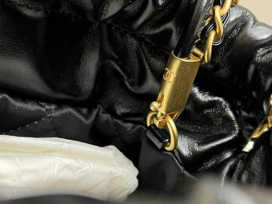 Chanel 23cm