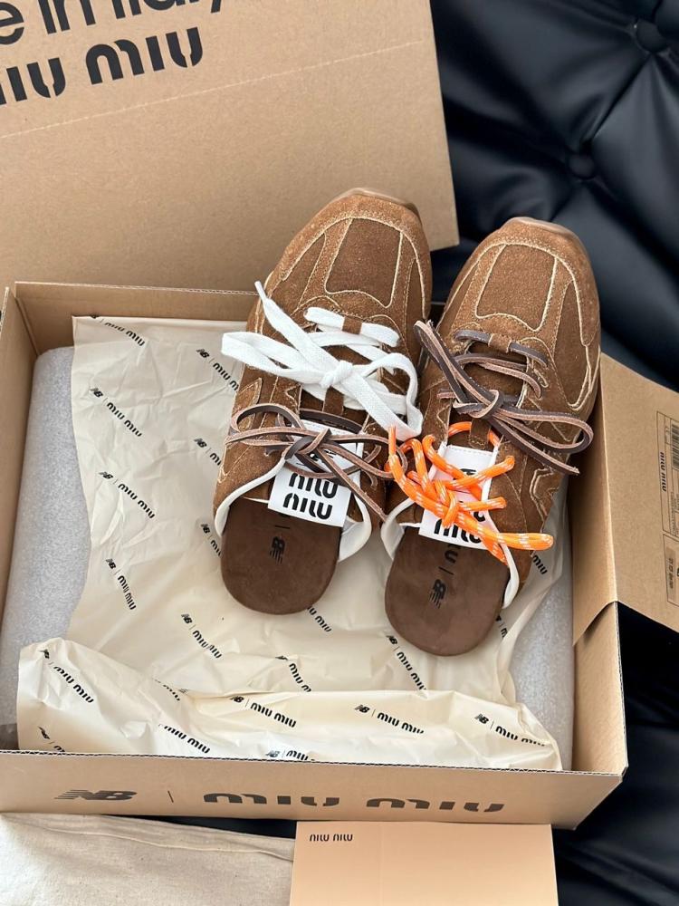 Miu Miu flat