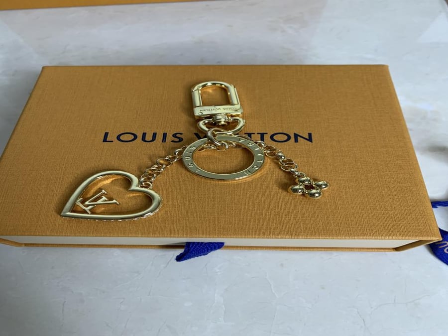 Lv accessories