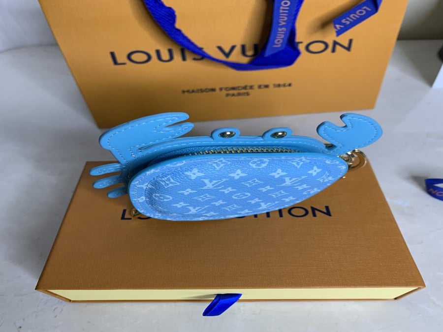 Lv Accessories