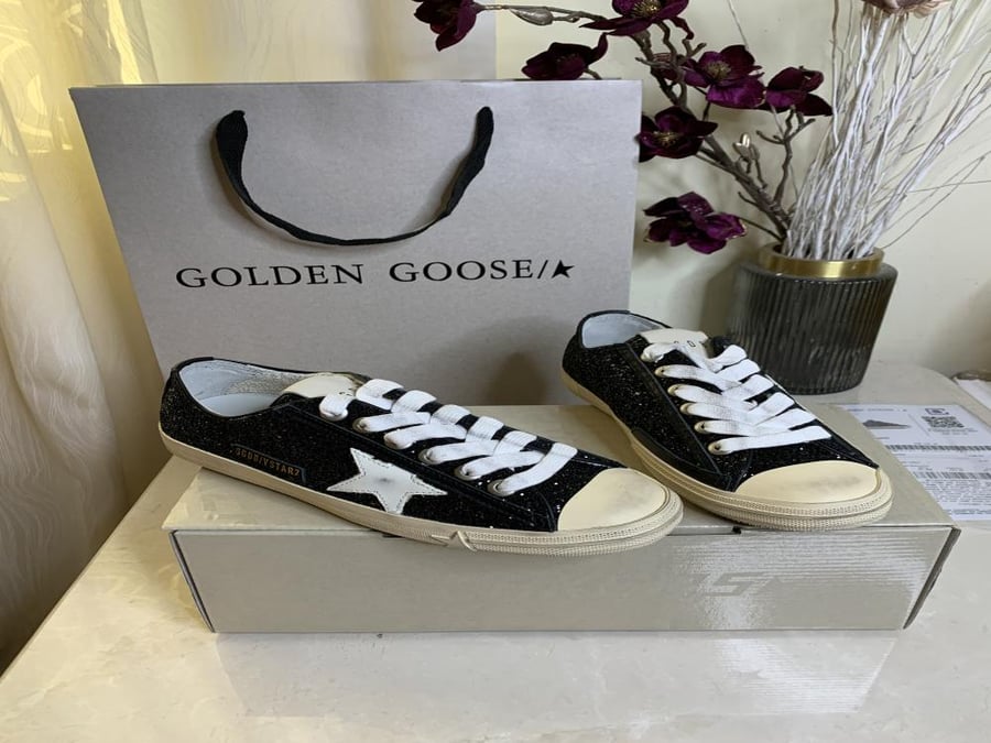Golden goose