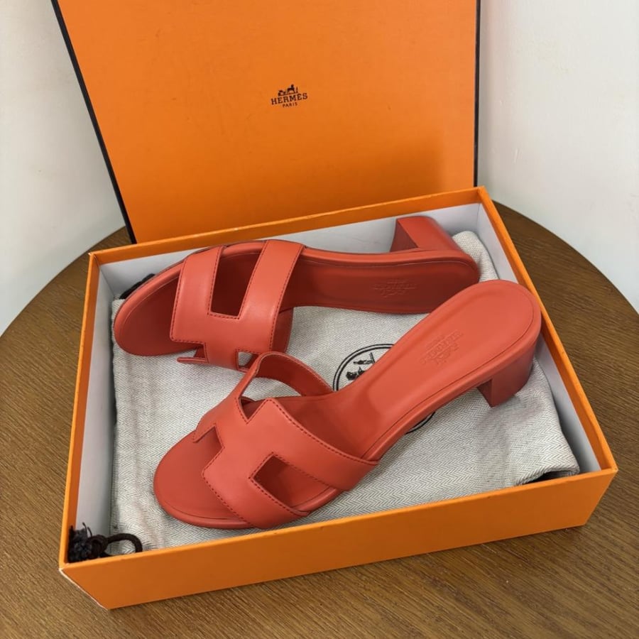 Hermès heels