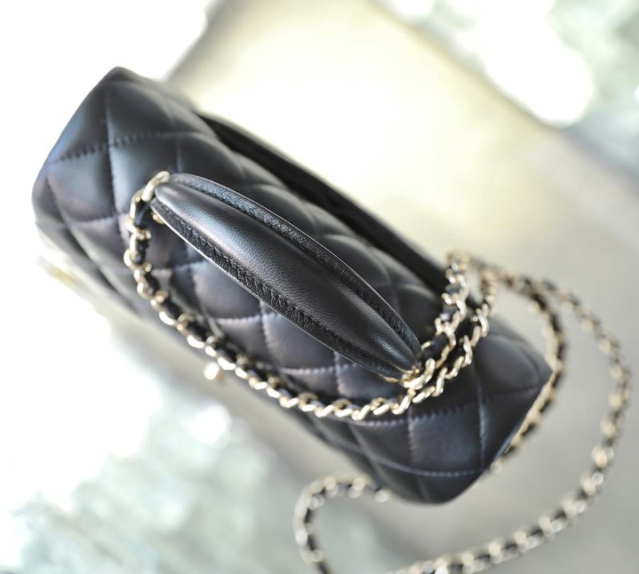 Chanel 20cm
