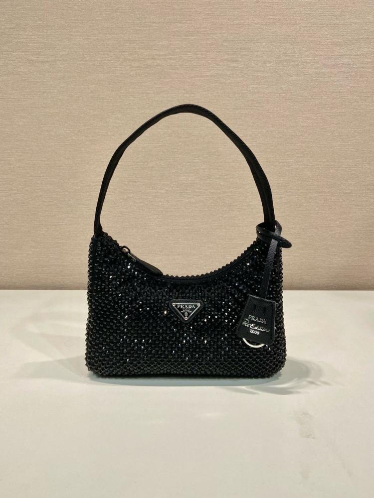 Prada 23cm