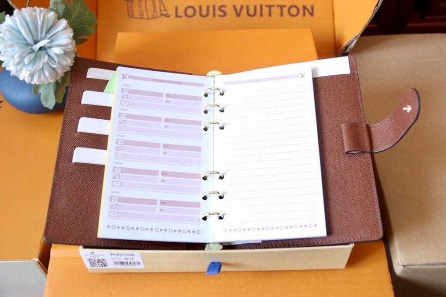 Lv agenda size M