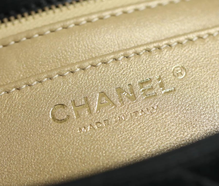 Chanel 18cm