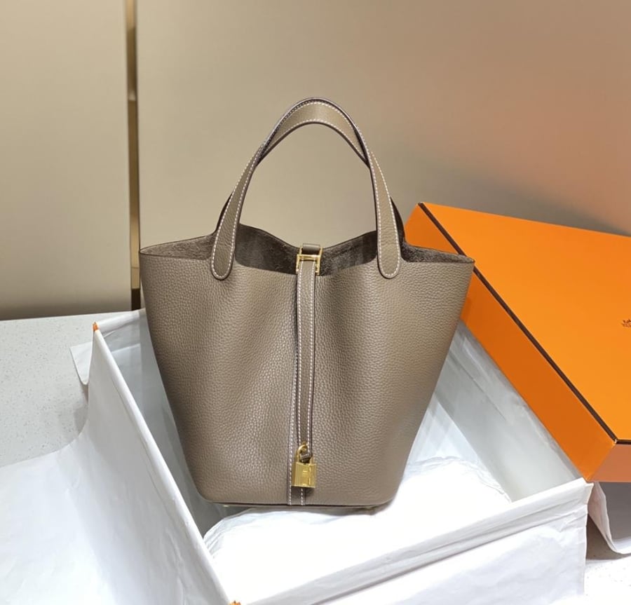 Hermès 18cm