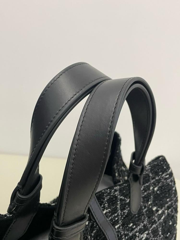 Dior 28cm