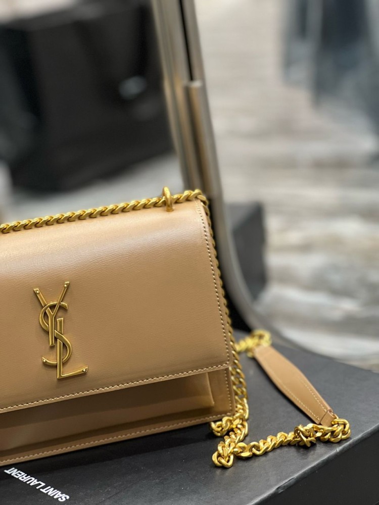 YSL 22cm