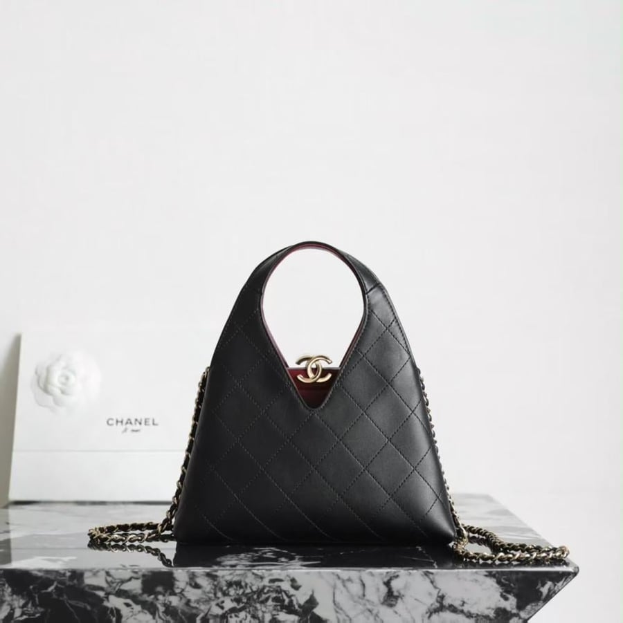 Chanel 23cm