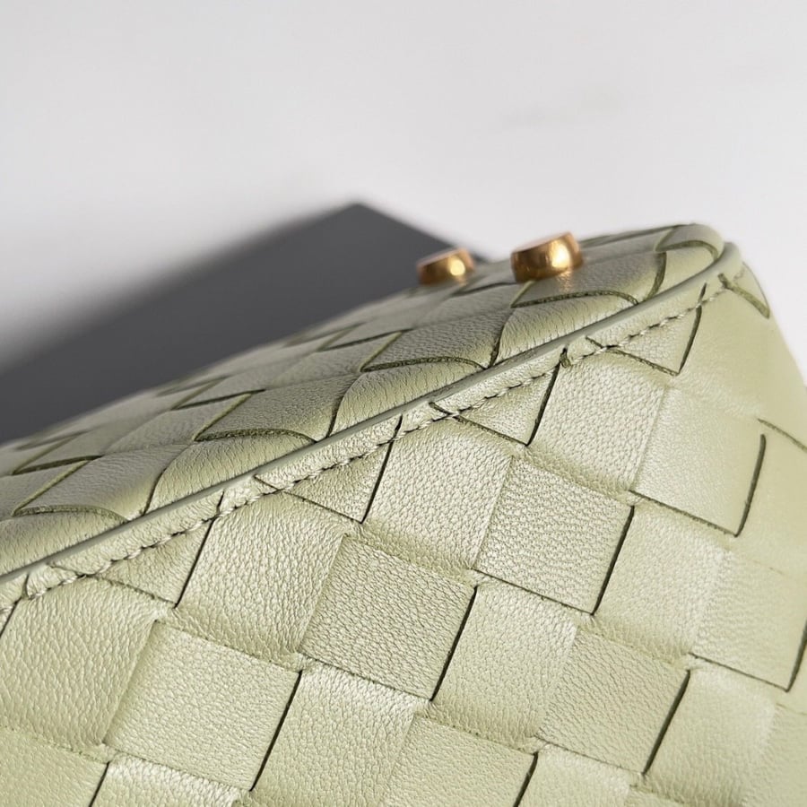 Bottega veneta 18cm