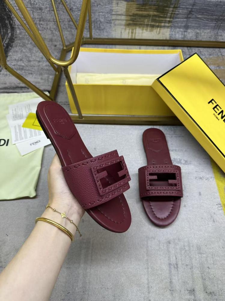 Fendi slippers