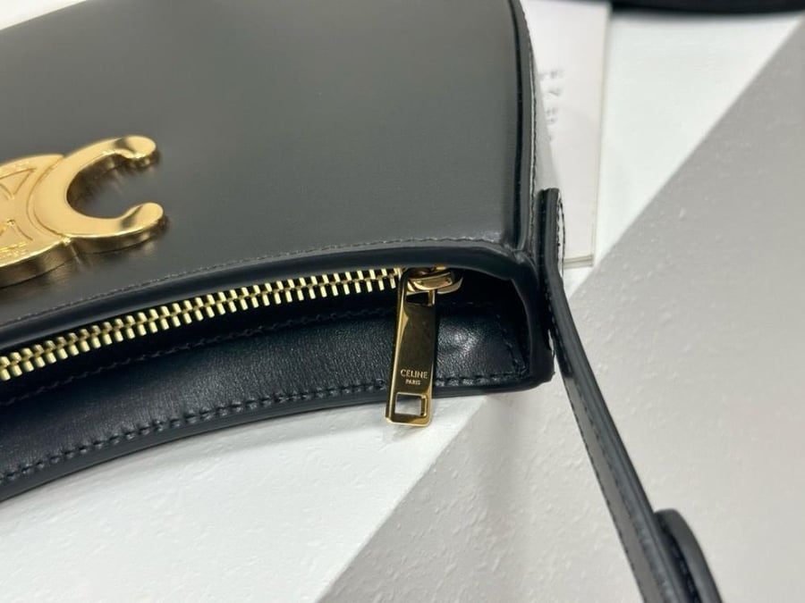 Celine 22cm