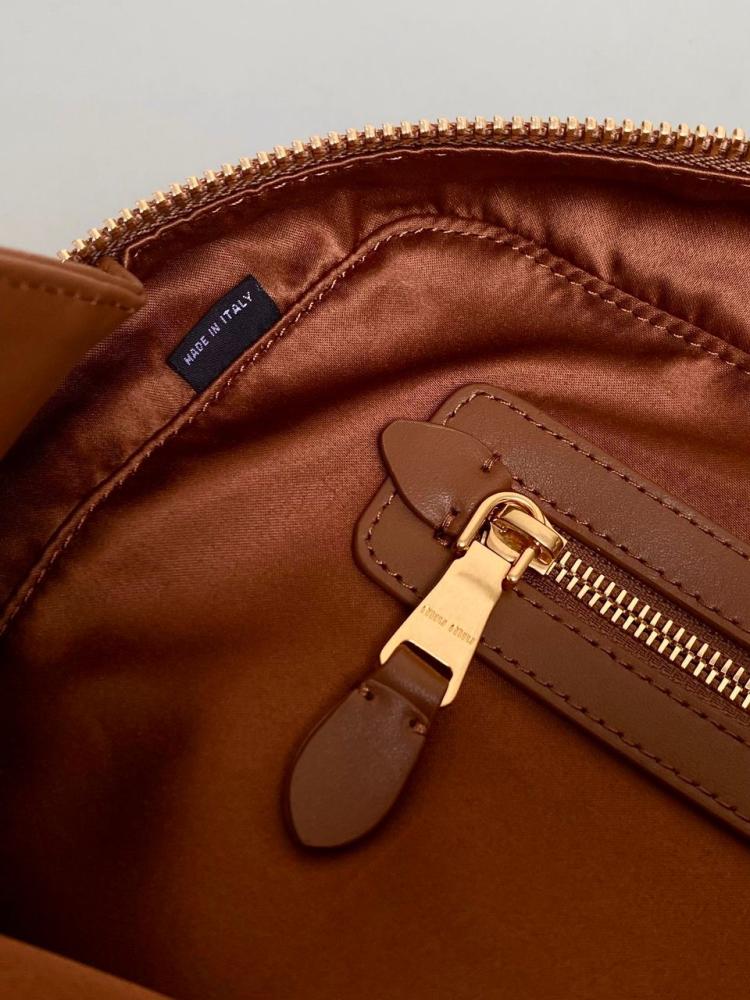 Miu Miu 24cm