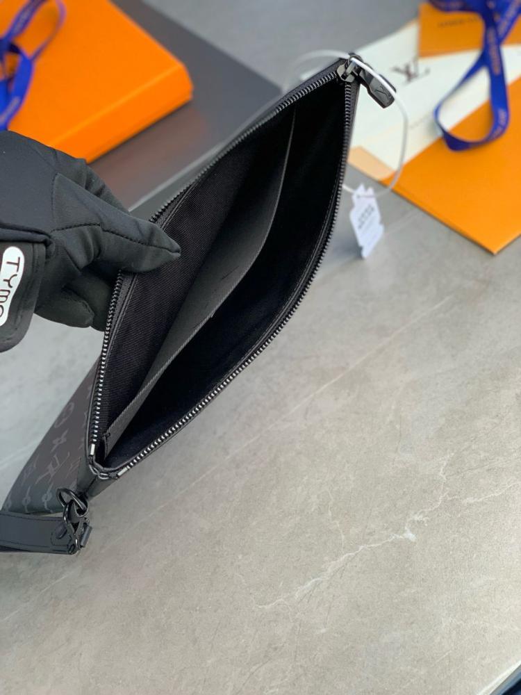Lv pouch