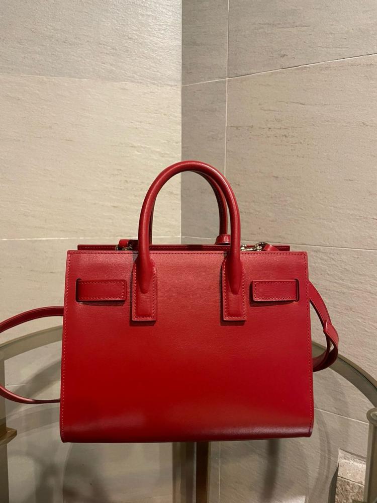YSL 22cm