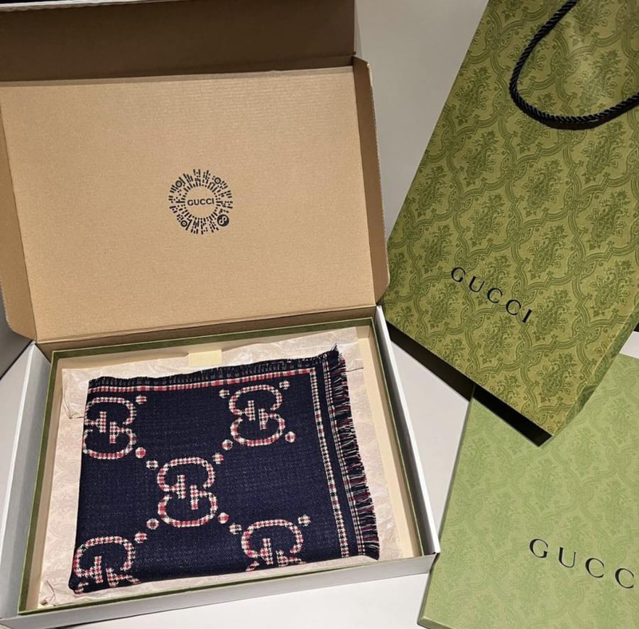Gucci scarf