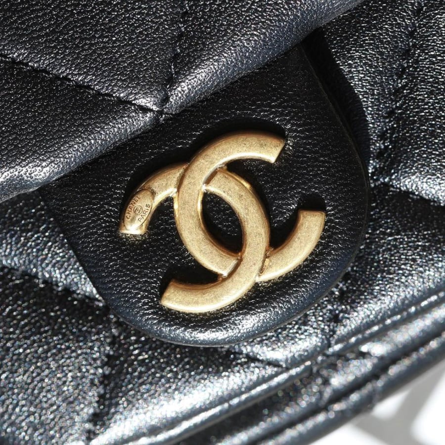 Chanel bag black