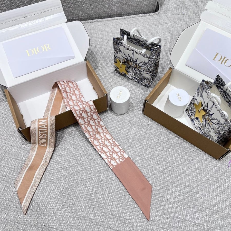 Dior scarf