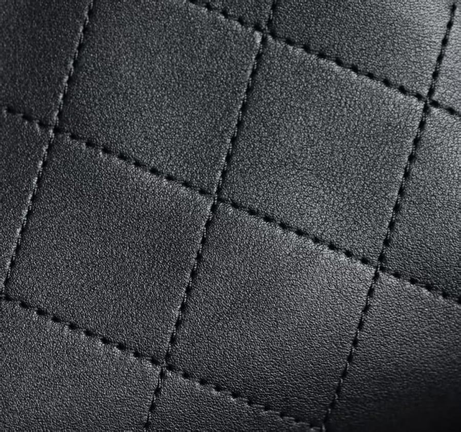 Chanel 23cm