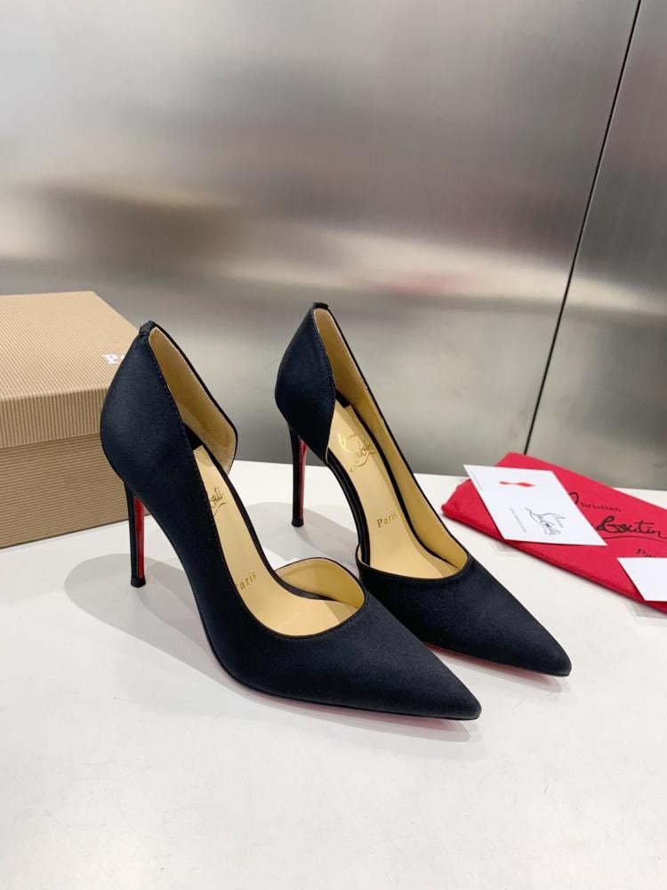 CHRISTIAN LOUBOUTIN