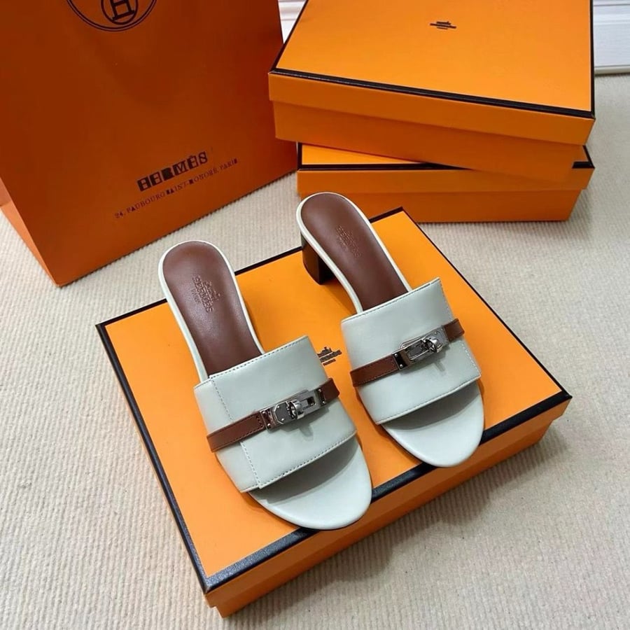 Hermès heels