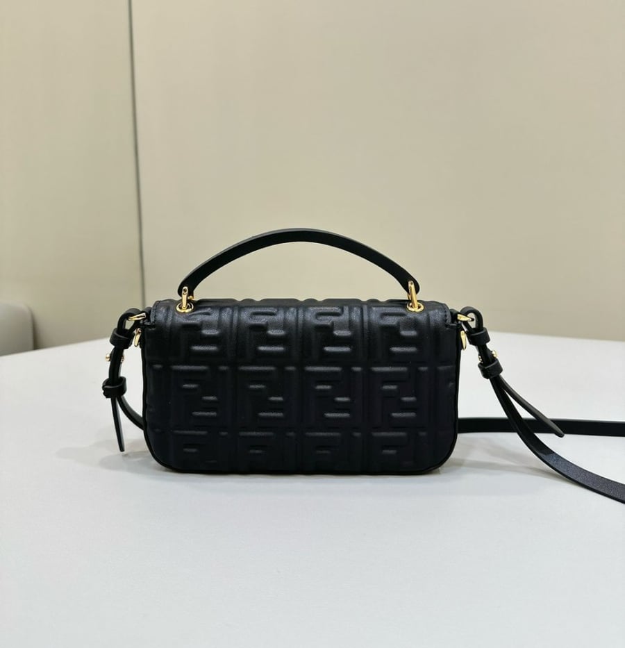 Fendi 19cm
