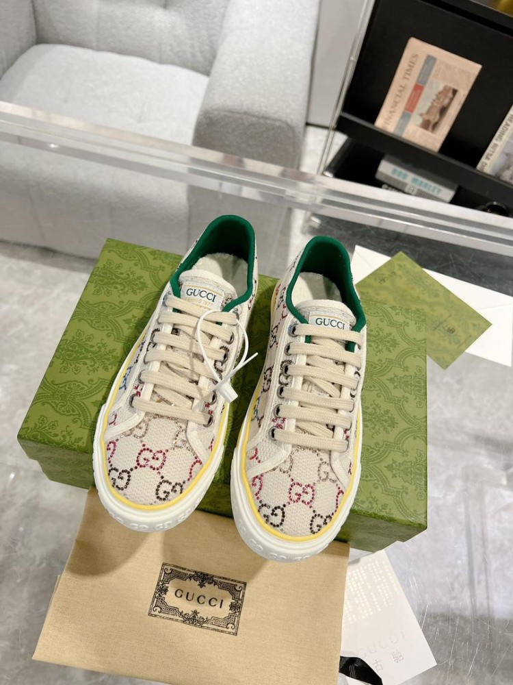 Gucci sneakers